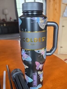 Coldest 46 oz Limitless Ultra Bottle - Glowie Butterflies